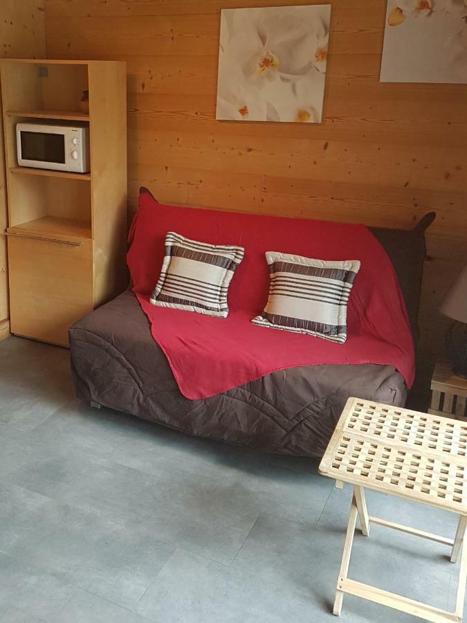 Chaleureux 2 Pieces Avec Terrasse A Seez Exterior photo
